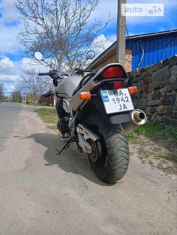 Suzuki GSX 1200