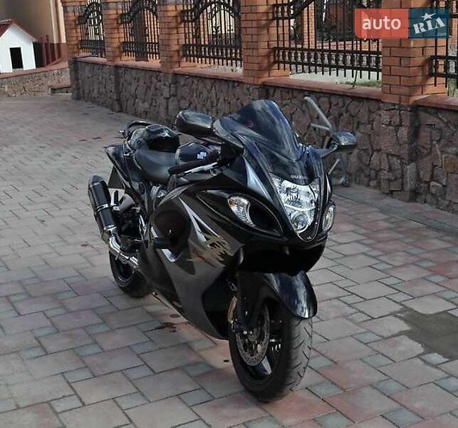 Suzuki GSX 1300R Hayabusa