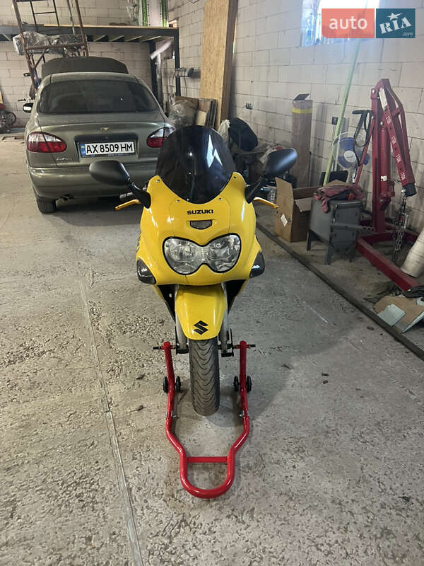 Мотоцикл Спорт-туризм Suzuki GSX 600F