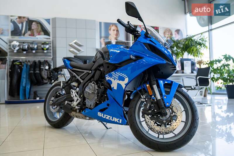 Мотоцикл Без обтікачів (Naked bike) Suzuki GSX 8S