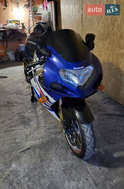 Suzuki GSX-R 1000  2001