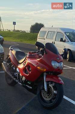 Suzuki GSX-R 600  2000