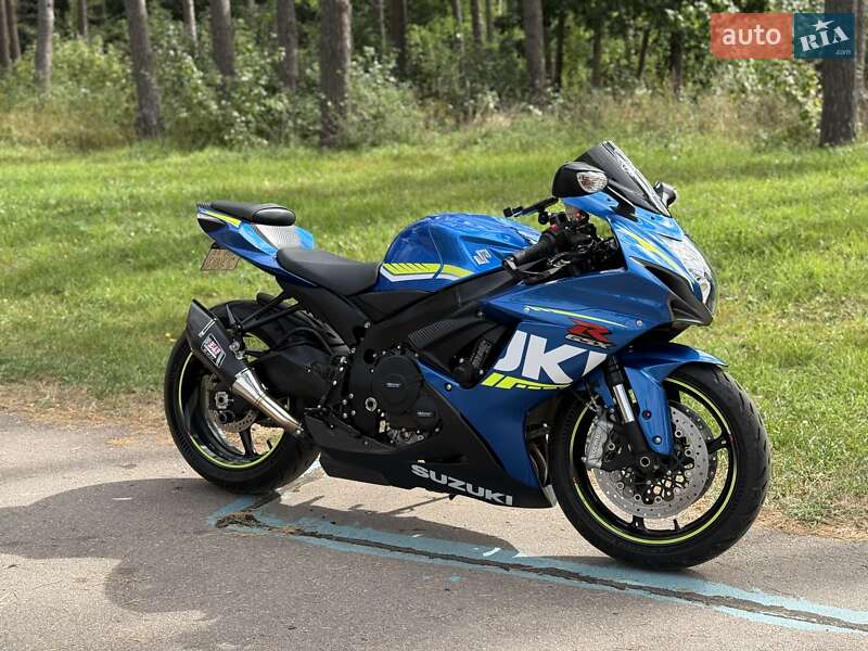 Спортбайк Suzuki GSX-R 600