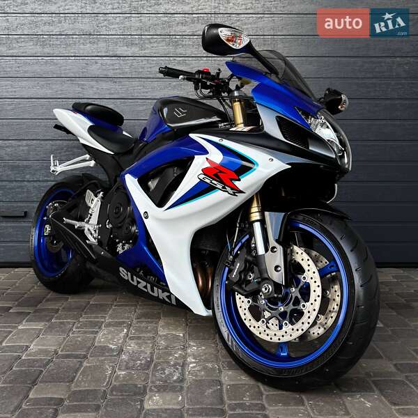 Мотоцикл Без обтекателей (Naked bike) Suzuki GSX-R 600