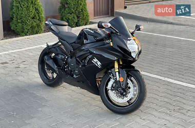 Suzuki GSX-R 750  2024