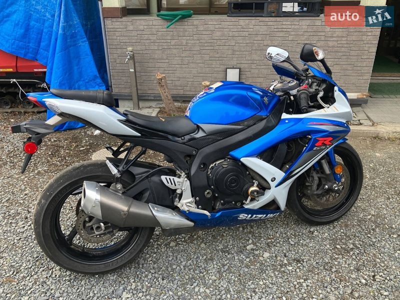 Suzuki GSX-R 750
