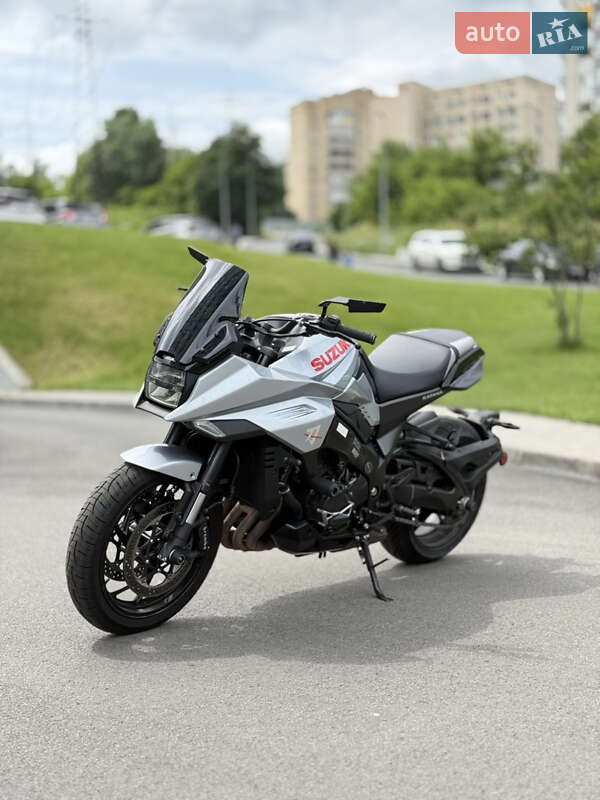 Спортбайк Suzuki GSX-S 1000
