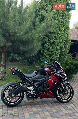 Suzuki GSX-S 1000 2016