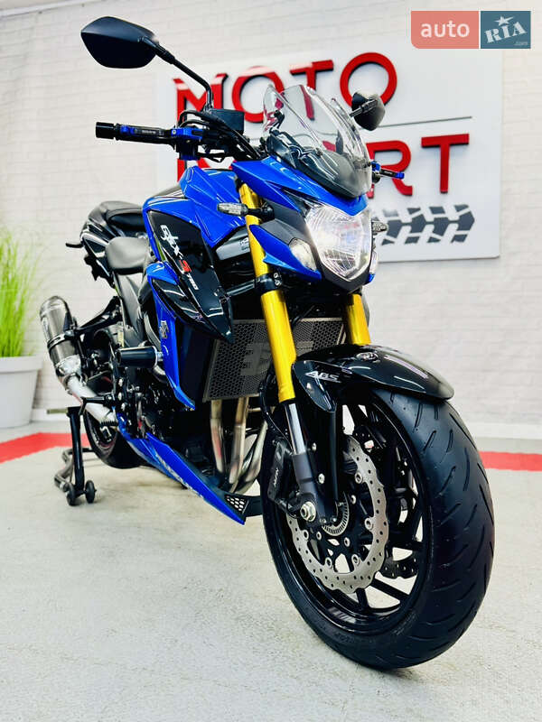 Спортбайк Suzuki GSX-S 750