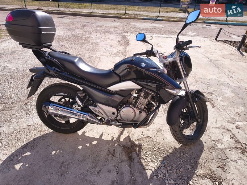 Мотоцикл Классік Suzuki GW 250