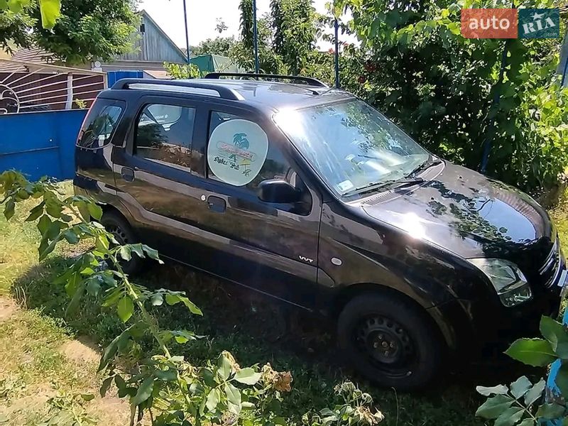 Suzuki Ignis 2005