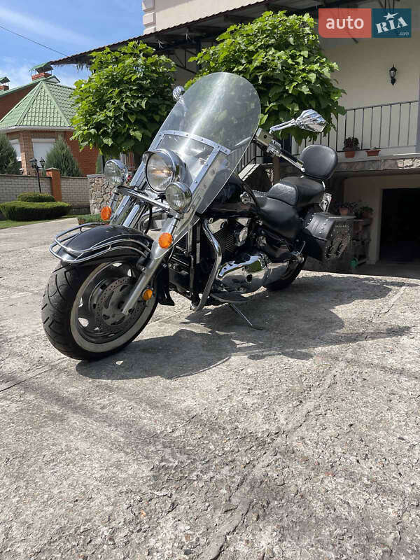 Мотоцикл Круізер Suzuki Intruder 1500