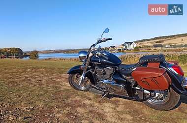 Suzuki Intruder 400  2010