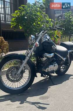 Suzuki Intruder 400  2007