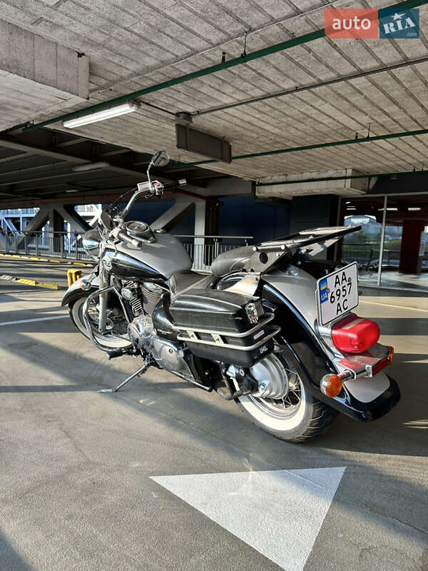 Мотоцикл Классик Suzuki Intruder 400