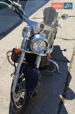 Suzuki Intruder 400  2005