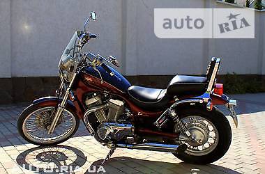 Мотоцикл Чоппер Suzuki Intruder 400