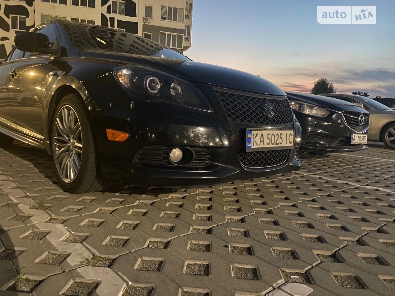 2011 Suzuki Kizashi - мініатюра 2