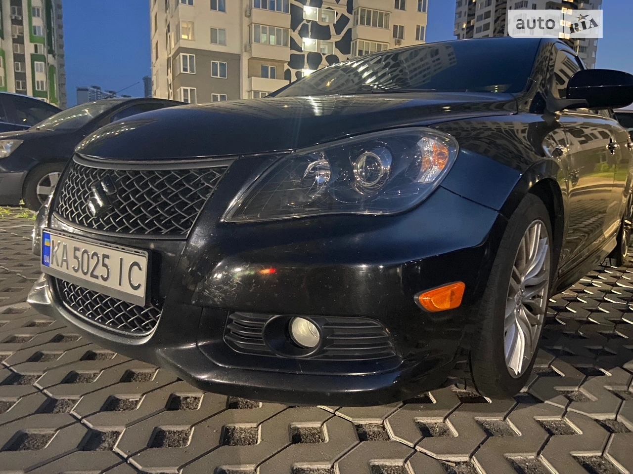 2011 Suzuki Kizashi - мініатюра 3