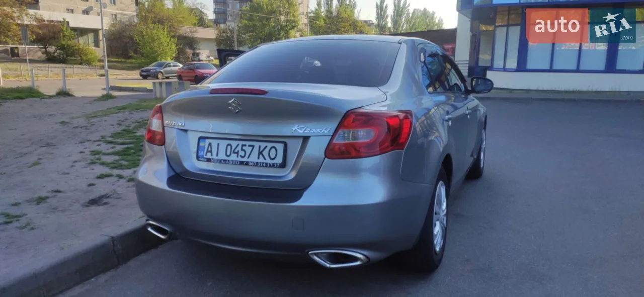 2011 Suzuki Kizashi - мініатюра 3