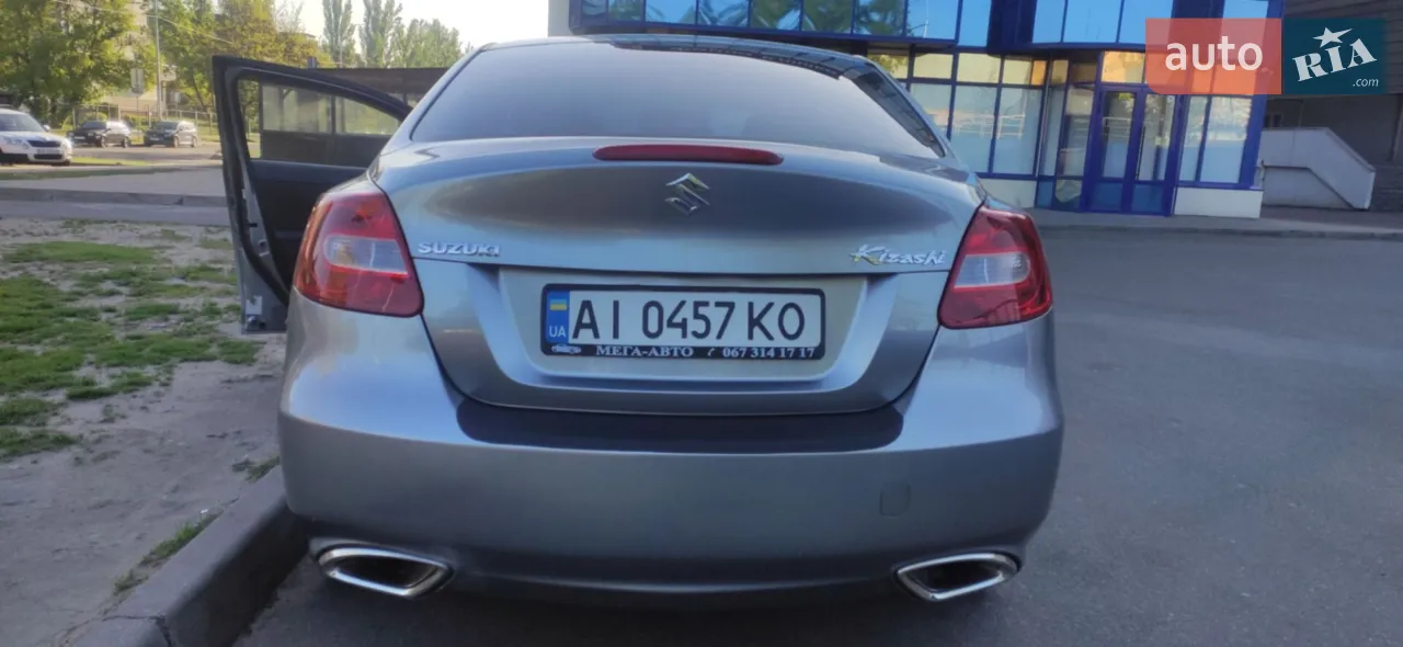 2011 Suzuki Kizashi - мініатюра 4