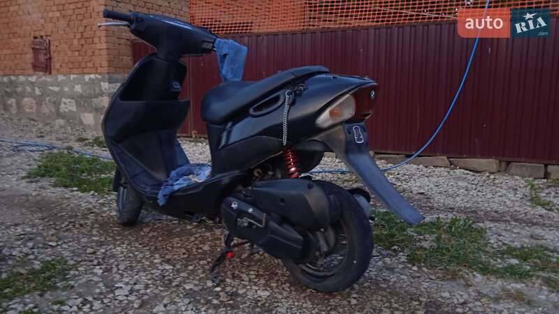 Скутер Suzuki Lets 2 2000 в Гусятині