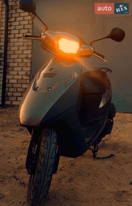 Мопеды Suzuki Lets 2