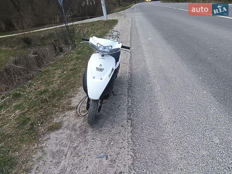 Мопеды Suzuki Lets 2 2005 в Турке