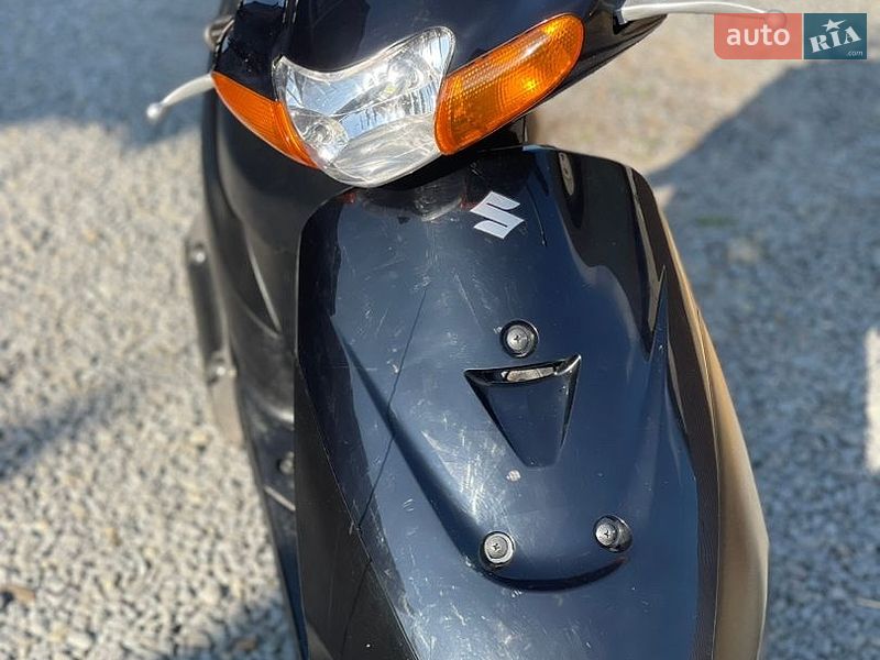 Скутер Suzuki Lets 3