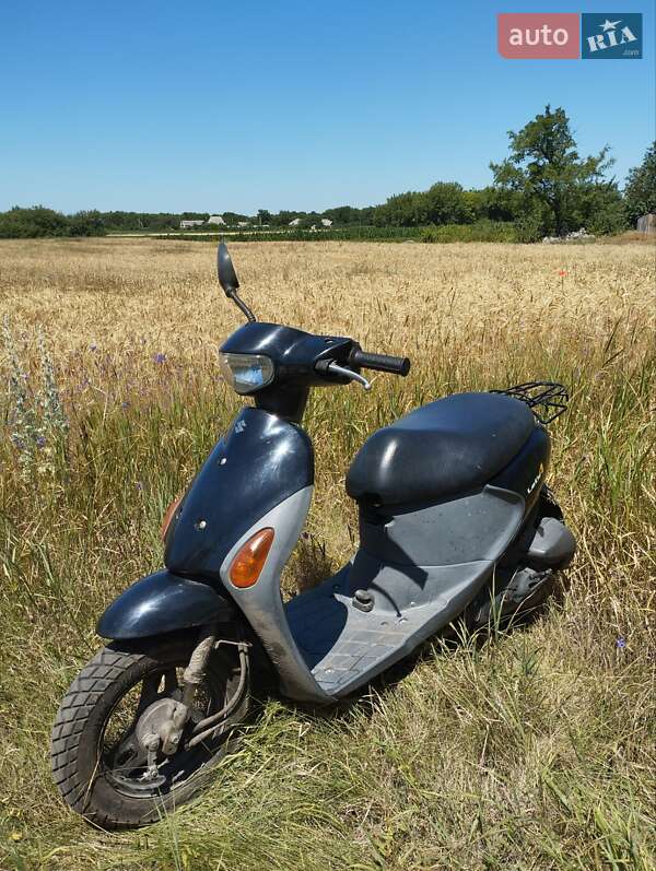 Грузовые мотороллеры, мотоциклы, скутеры, мопеды Suzuki Lets