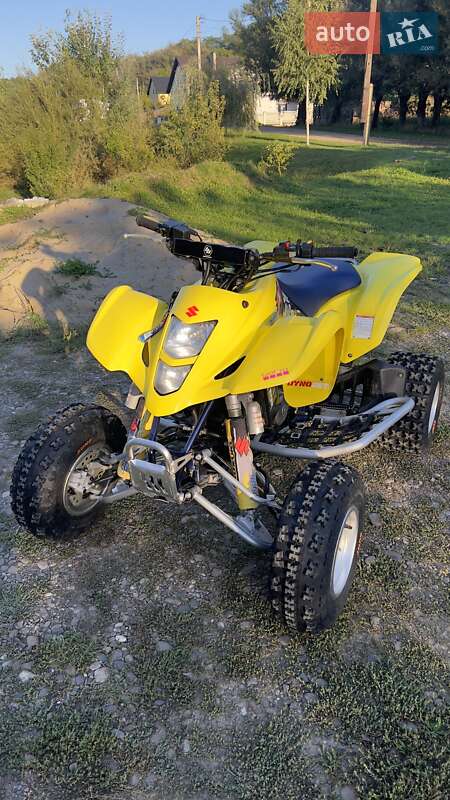 Suzuki LTZ