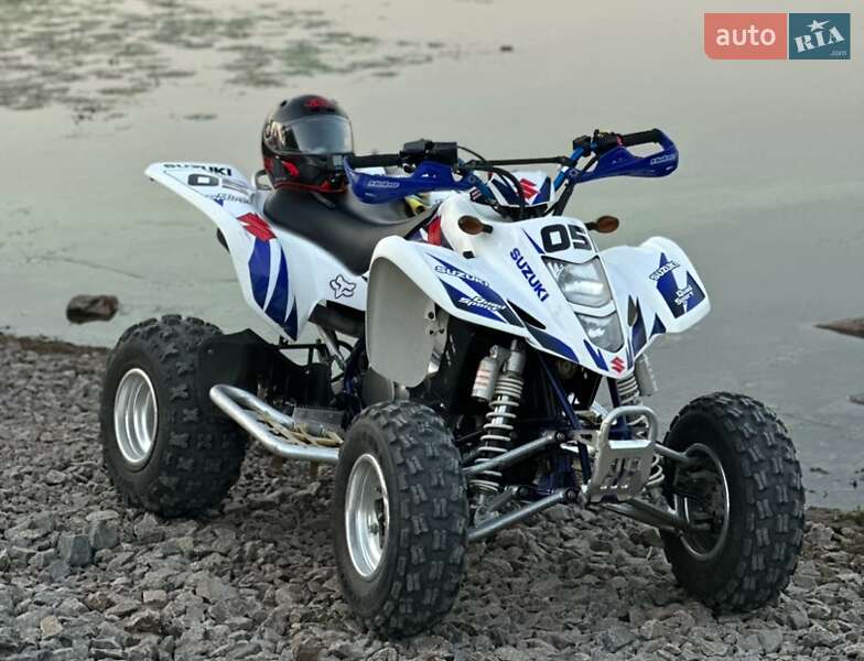 Мото Suzuki LTZ