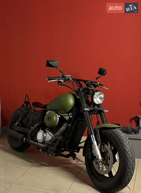 Боббер Suzuki Marauder 800