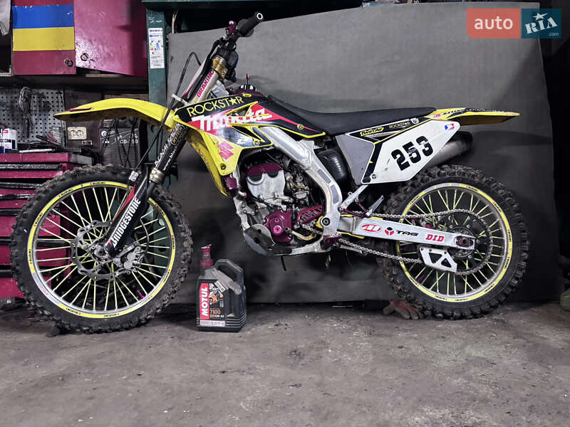 Мотоцикл Кросс Suzuki RM 250Z
