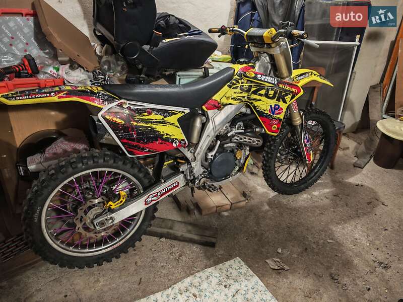 Мотоцикл Кросс Suzuki RM 450Z