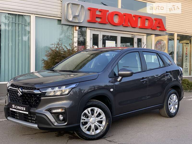 Внедорожник / Кроссовер Suzuki S-Cross