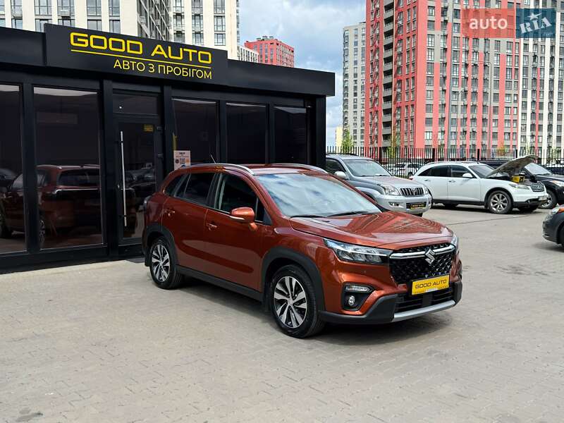 Suzuki S-Cross