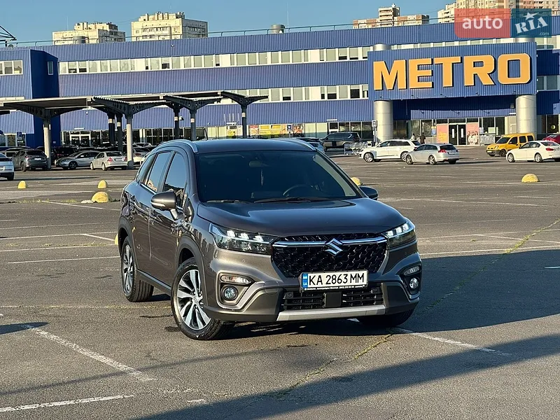 Suzuki S-Cross