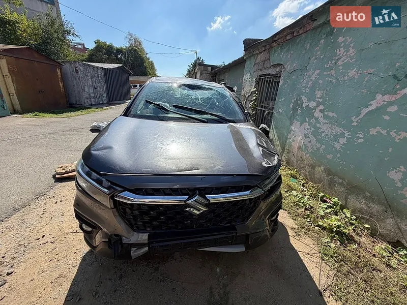 Suzuki S-Cross