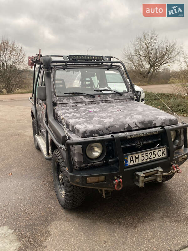 Suzuki Samurai
