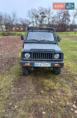 Suzuki Samurai  1985