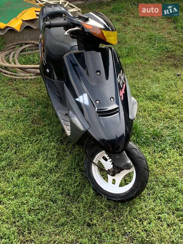 Скутер Suzuki Sepia 50