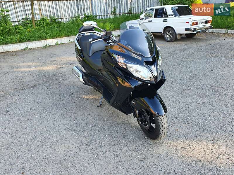 Мото Suzuki Skywave 250