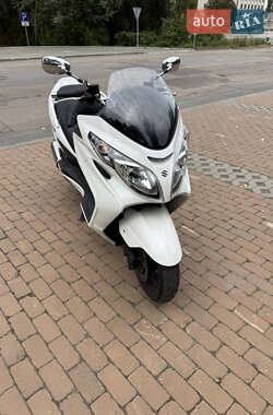 Suzuki Skywave 250  2011