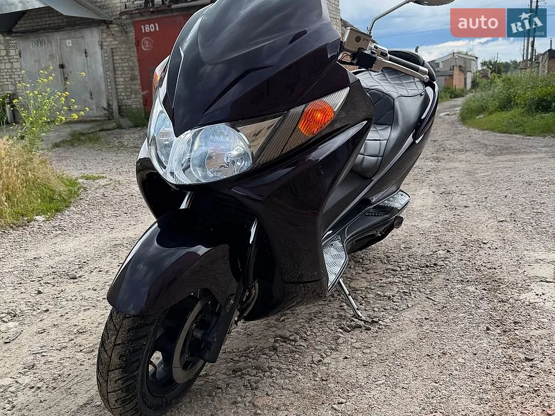 Suzuki Skywave 250 2011