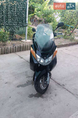 Suzuki Skywave 400 2005
