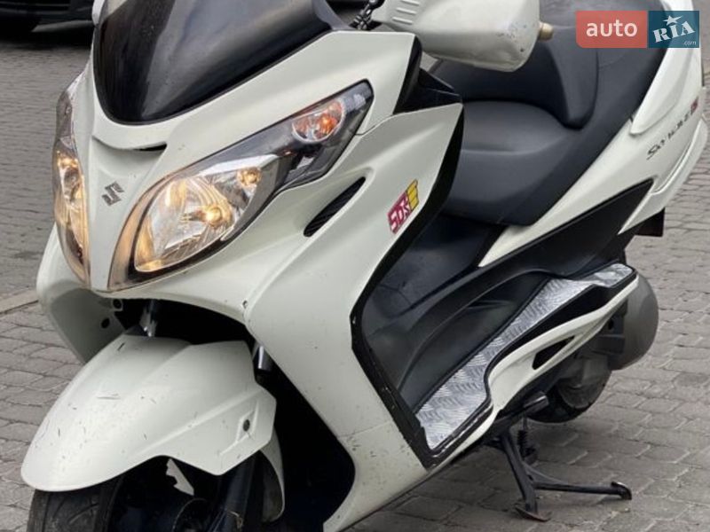 Мопеды Suzuki Skywave 400