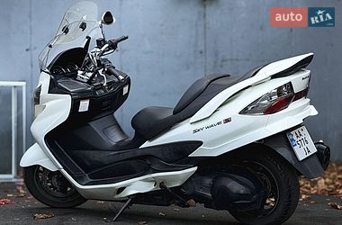 Suzuki Skywave 400  2012