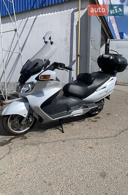 Suzuki SkyWave 650  2004