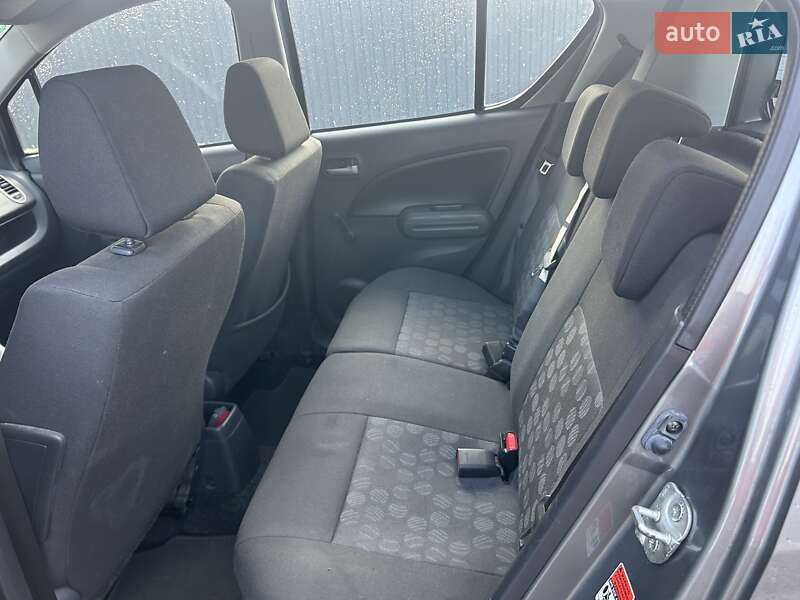 Хэтчбек Suzuki Splash 2009 в Львове